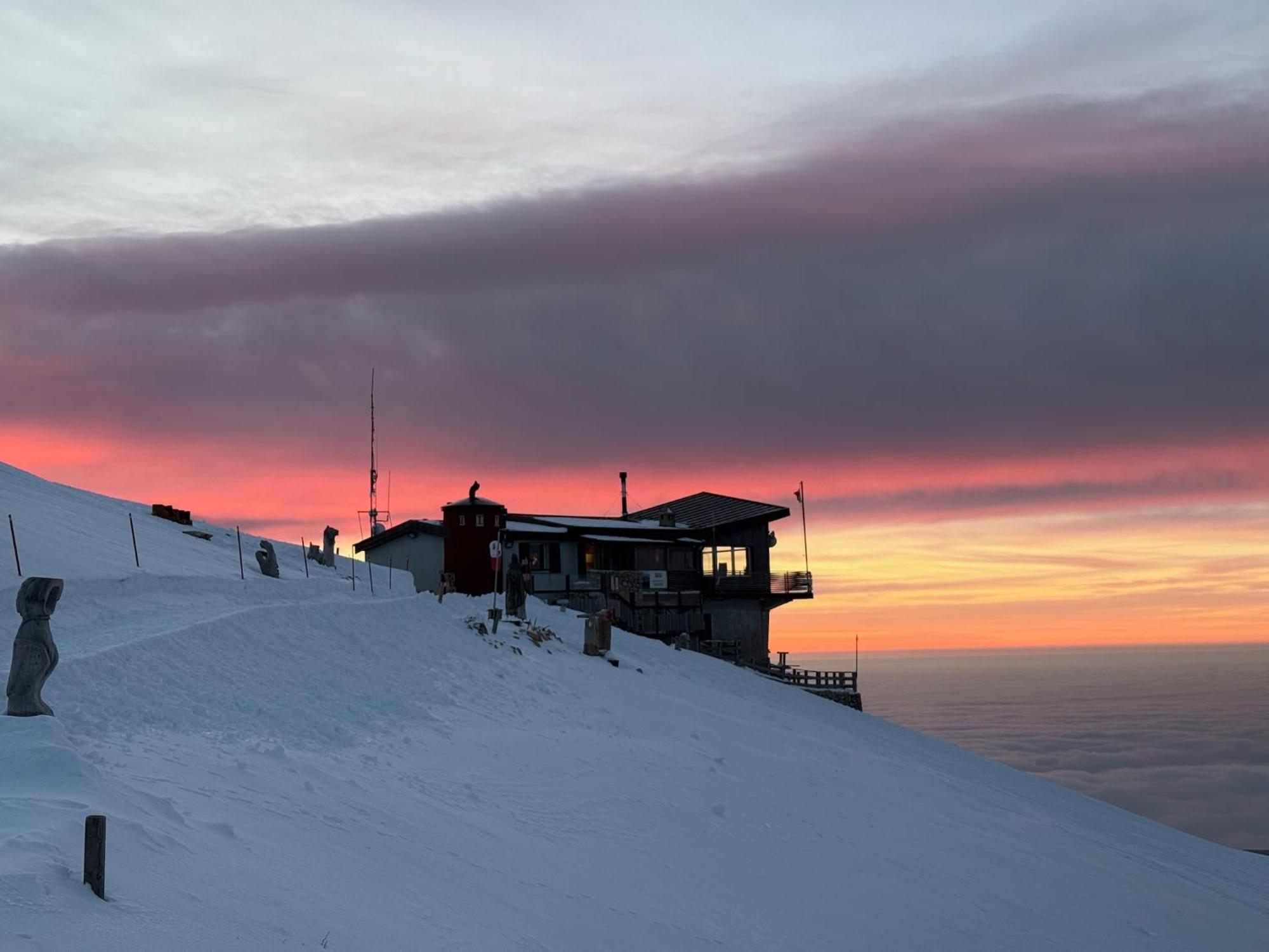 Rifugio Chierego - 1911M Hotel เบรนโซเน ซูล การ์ดา ภายนอก รูปภาพ